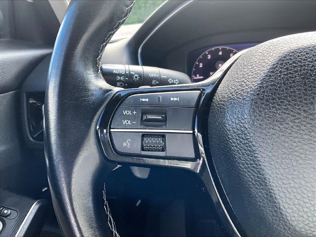 Used 2022 Honda Civic Touring image 23