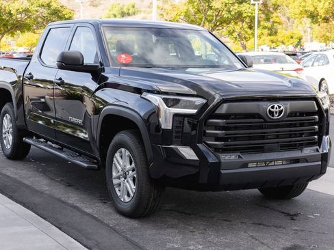 New 2026 Toyota Tundra SR5 image 3