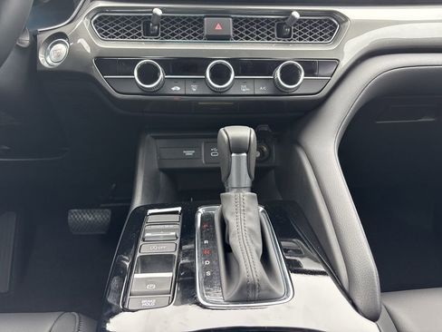New 2026 Acura Integra FWD image 24