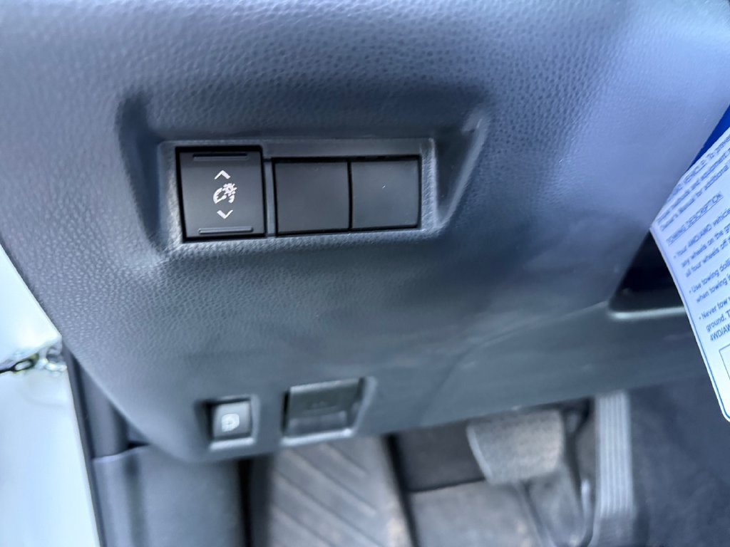 Used 2026 Toyota RAV4 LE AWD/4WD image 26