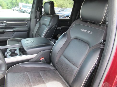 Used 2023 RAM 1500 Laramie AWD/4WD image 21