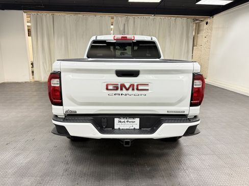New 2026 GMC Canyon Elevation image 4