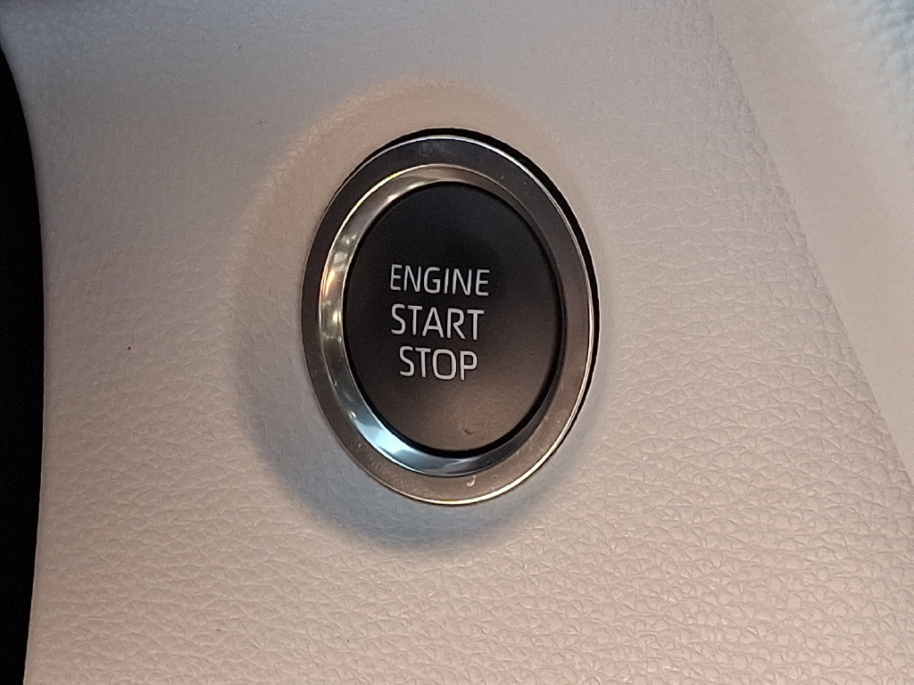 Used 2026 Toyota Corolla SE FWD image 23