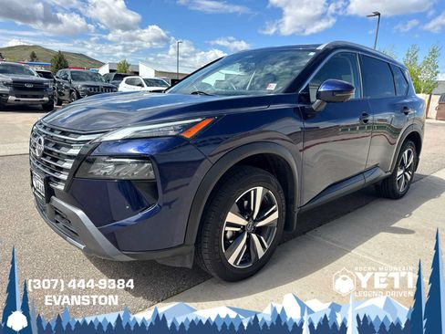 Used 2024 Nissan Rogue SL w/ SL Premium Package AWD/4WD image 7