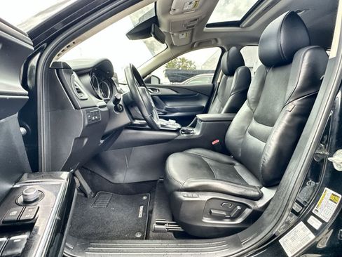 Used 2023 MAZDA CX-9 Touring Plus AWD/4WD image 2