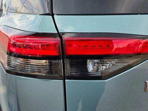 New 2026 Nissan Pathfinder SL FWD image 30