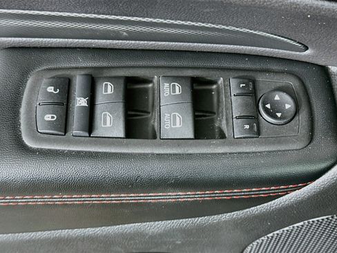 Used 2025 Dodge Durango GT AWD/4WD image 15