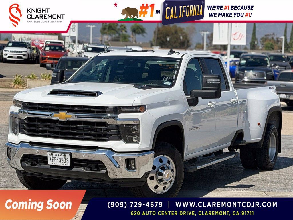 Used 2025 Chevrolet Silverado 3500 LT w/ Safety Package AWD/4WD image 1