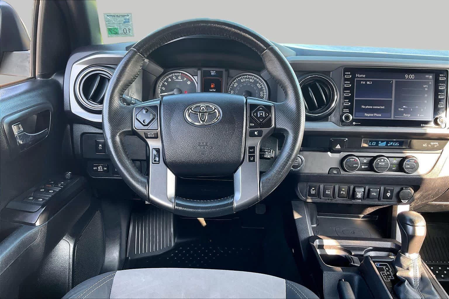 Used 2021 Toyota Tacoma TRD Sport w/ Technology Package RWD image 6