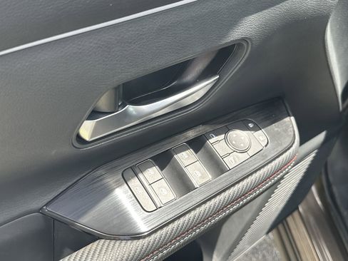 New 2026 Nissan Kicks SR FWD image 16