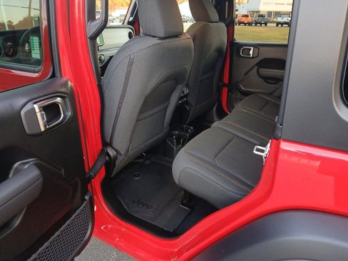 New 2026 Jeep Wrangler Unlimited Sport image 25