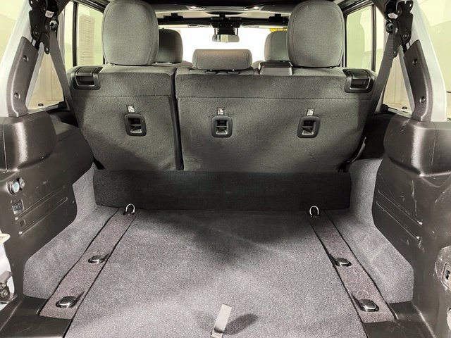 Used 2024 Jeep Wrangler Unlimited AWD/4WD image 42