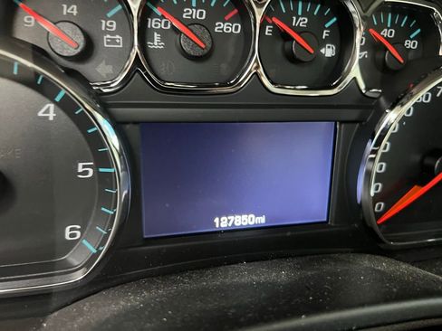 Used 2017 Chevrolet Tahoe LT w/ Luxury Package image 2