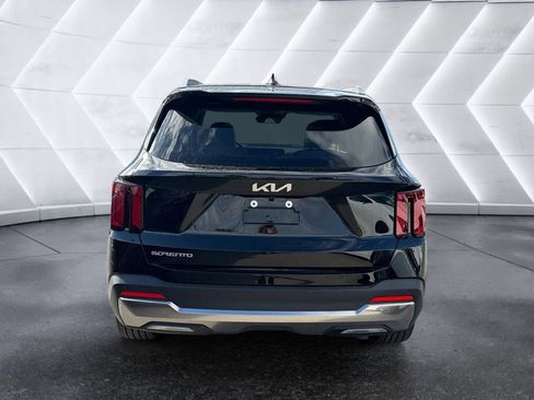 Used 2024 Kia Sorento SX FWD image 5