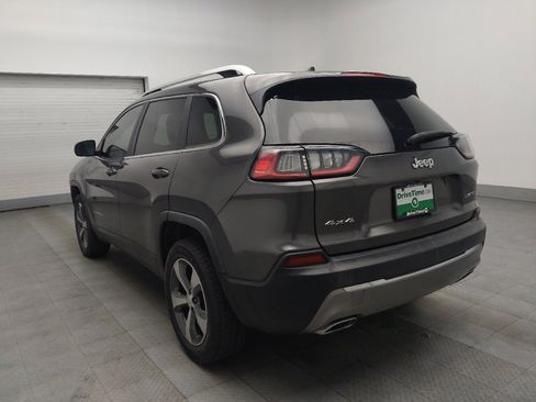Used 2019 Jeep Cherokee Limited image 5