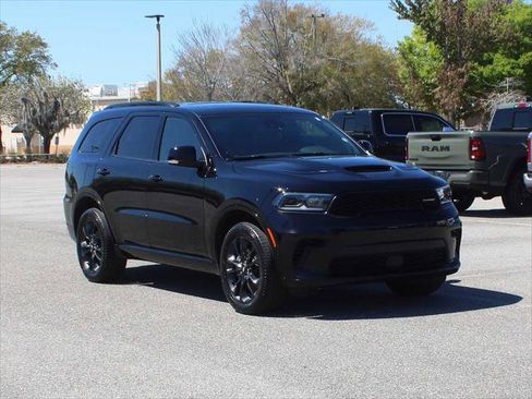 Certified 2025 Dodge Durango GT image 2