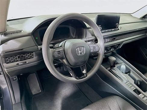 Used 2023 Honda Accord LX image 9
