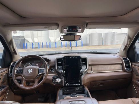 Used 2019 RAM 1500 Limited AWD/4WD image 5