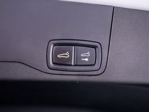 Certified 2023 Porsche Taycan 4 Cross Turismo AWD/4WD image 35