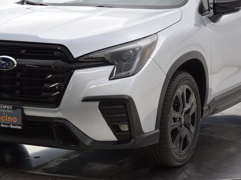 Used 2024 Subaru Ascent Onyx Edition AWD/4WD image 11