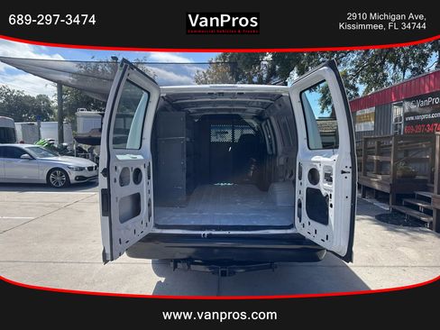 Used 2007 Ford E-350 and Econoline 350 Extended Super Duty image 12