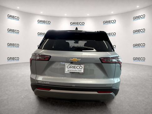 Used 2025 Chevrolet Equinox LT w/ Safety and Technology Package FWD image 6