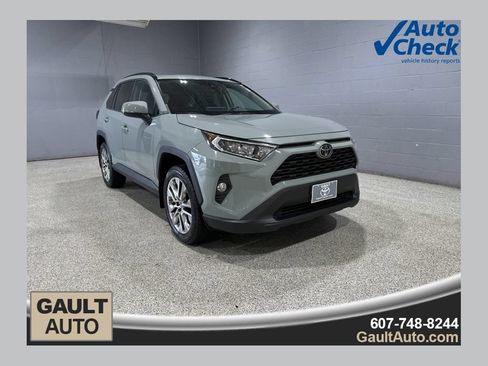 Used 2019 Toyota RAV4 XLE Premium w/ Cold Weather Package AWD/4WD image 1