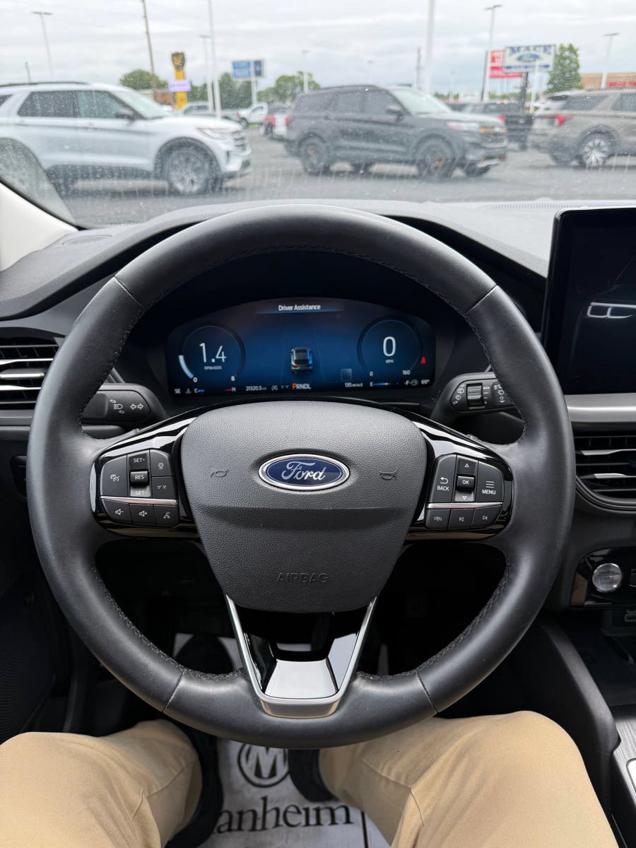 Used 2024 Ford Escape Active w/ Tech Pack #2 AWD/4WD image 13