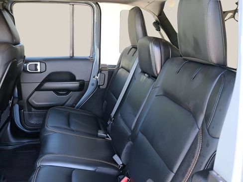 Used 2026 Jeep Wrangler Unlimited Sahara w/ Safety Group AWD/4WD image 16