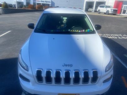 Used 2015 Jeep Cherokee Sport