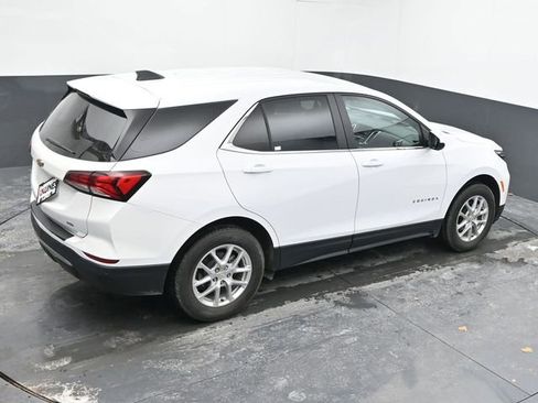 Used 2024 Chevrolet Equinox LT image 41