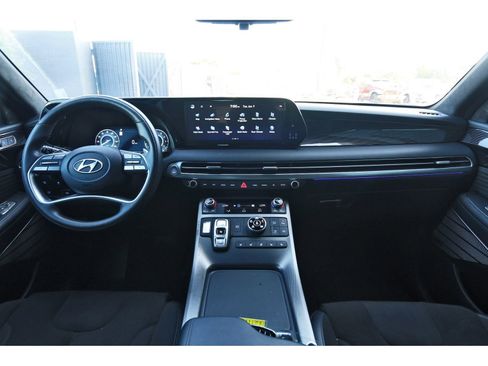 Certified 2024 Hyundai Palisade Calligraphy AWD/4WD image 12
