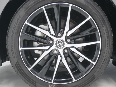 Used 2023 Toyota Camry SE w/ Convenience Package FWD image 26