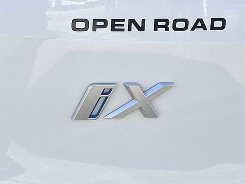 Used 2024 BMW iX xDrive50 w/ Premium Package image 30