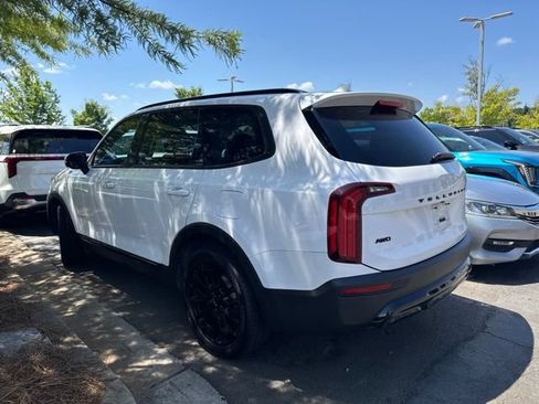 Used 2022 Kia Telluride SX w/ Nightfall Edition Package AWD/4WD image 2