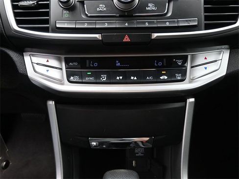 Used 2013 Honda Accord LX image 28
