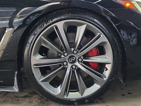 Used 2018 INFINITI Q60 Red Sport 400 w/ Pro Active Package image 18