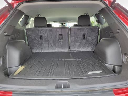Used 2024 Chevrolet Blazer LT w/ Convenience Package FWD image 30