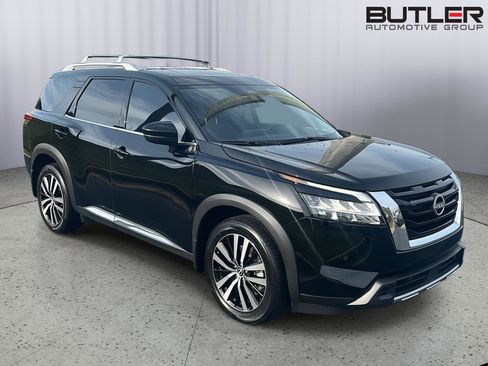 Used 2023 Nissan Pathfinder Platinum AWD/4WD image 8