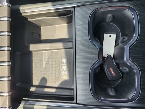 Used 2024 GMC Acadia AT4 w/ LPO, Floor Liner Package image 26