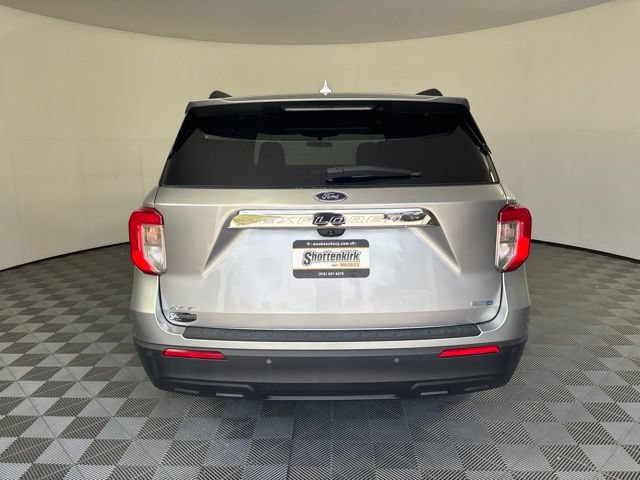 Used 2020 Ford Explorer XLT AWD/4WD image 38