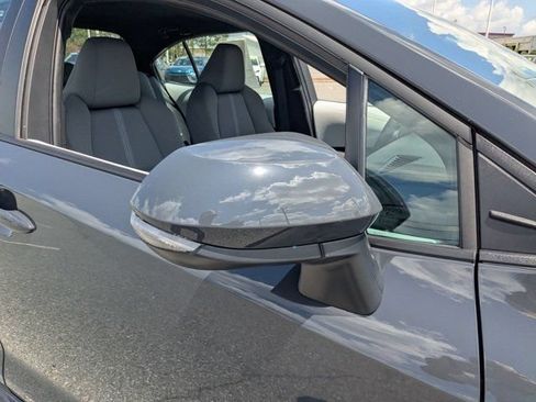 Used 2025 Toyota Corolla SE FWD image 12