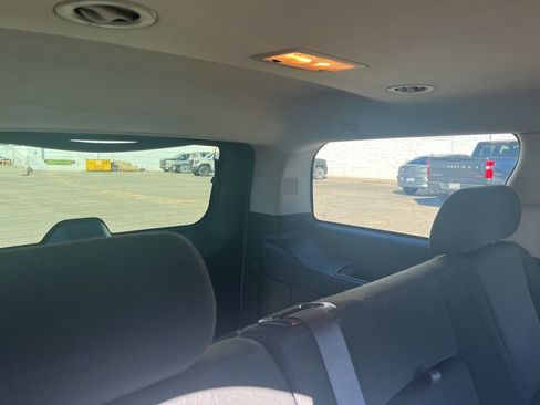 Used 2010 Chevrolet Tahoe LS w/ Exterior Plus Package image 20