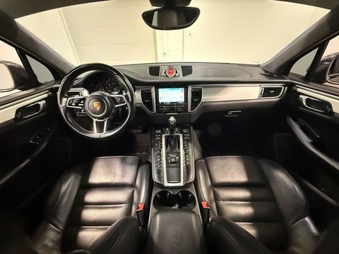 Used 2015 Porsche Macan Turbo AWD/4WD image 69