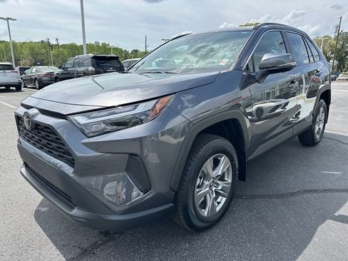 Used 2024 Toyota RAV4 XLE w/ Convenience Package FWD image 7