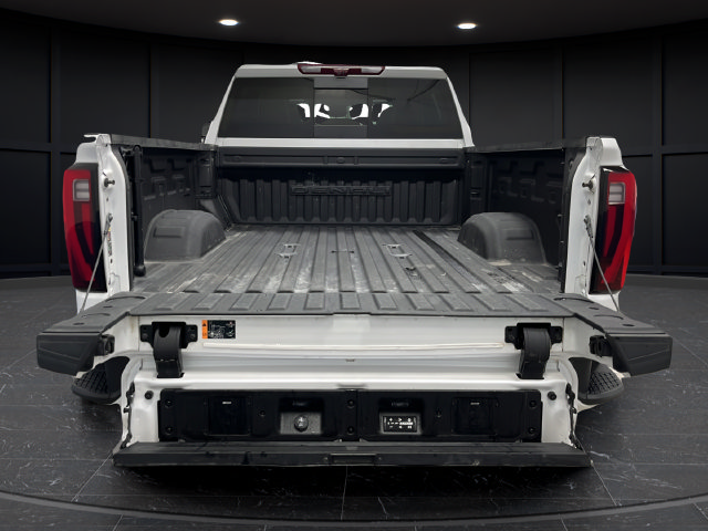 Used 2024 GMC Sierra 3500 Denali Ultimate AWD/4WD image 29