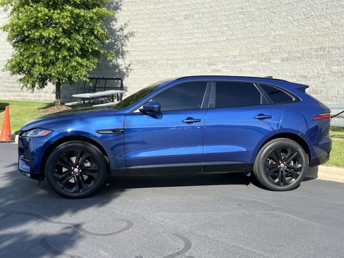 Used 2023 Jaguar F-PACE S AWD/4WD image 4
