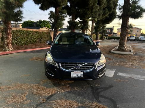 Used 2013 Volvo S60 T5 image 23