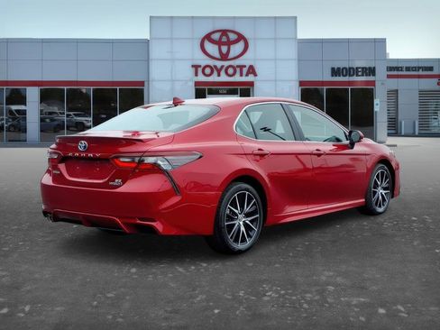 Certified 2023 Toyota Camry SE w/ Audio Upgrade Package image 6