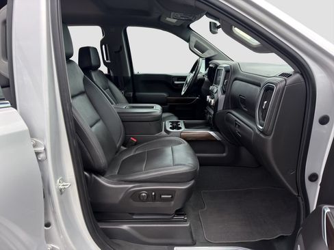 Used 2021 GMC Sierra 1500 SLT w/ SLT Premium Plus Package AWD/4WD image 18
